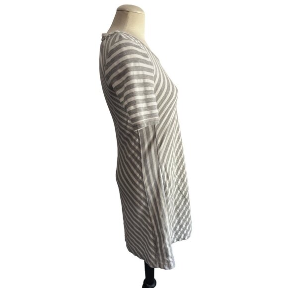 T by Talbots Striped A Line Dress Sz Small Petite Womens Short Sleeve Gray & Whi - Picture 11 of 16